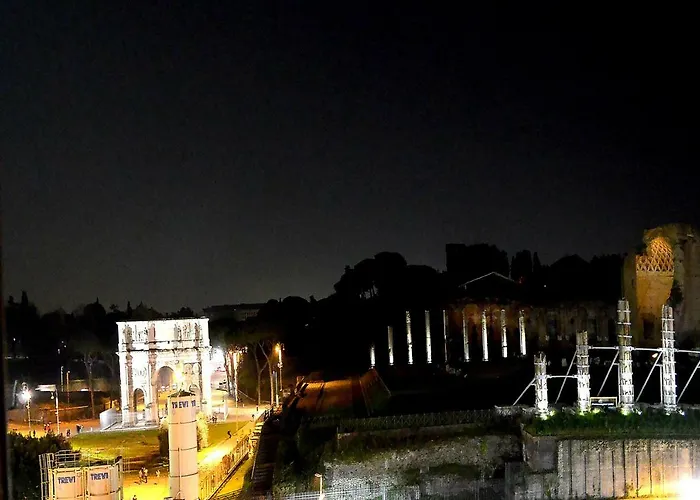 Апартаменты Balcony Colosseum View Рим